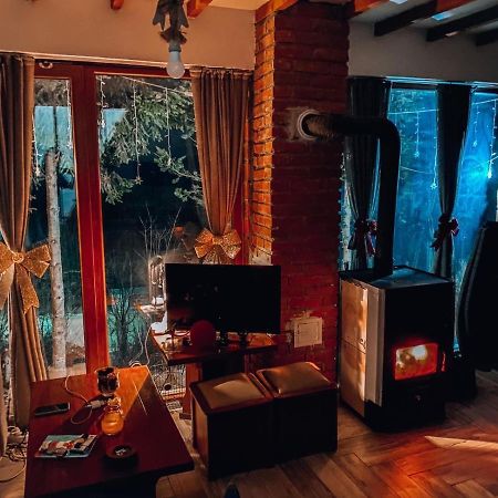 Cece'S Home Mavrovo Exteriér fotografie